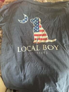 Local Boy Outfitters Men's American Flag Dog Logo Pocket T-Shirt Slate Blue